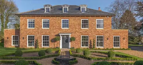 uPVC sliding sash windows – Hale Windows And Doors