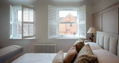 uPVC sliding sash windows – Hale Windows And Doors